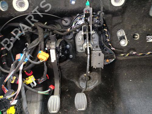 Bremsepedal Bremsepedal PEUGEOT 308 SW II (LC_, LJ_, LR_, LX_, L4_) 1.6 BlueHDi 120 (120 hp) 35950776 35950776