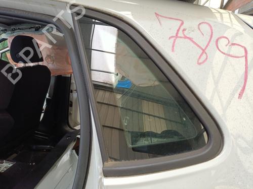 Panel rude bagtil venstre Panel rude bagtil venstre VW POLO VI (AW1, BZ1, AE1) 1.0 (75 hp) 37464583 37464583