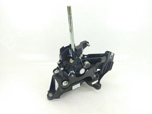 Used Manual gearbox selector Manual gearbox selector FORD FOCUS III 1.5 TDCi (120 hp) 9738842 9738842