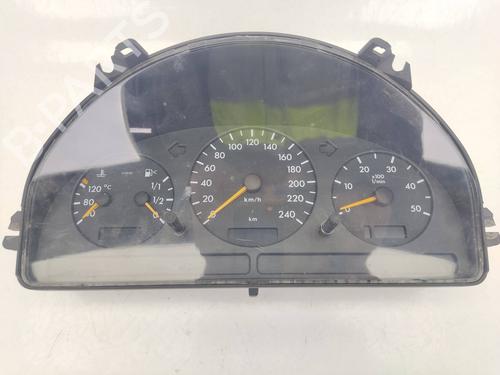 Used Instrument cluster MERCEDES-BENZ M-CLASS (W163) [1998-2005]  25878861