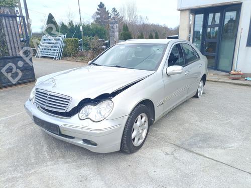 Fuse box MERCEDES-BENZ C-CLASS (W203) C 220 CDI (203.006, 203.008) | BP26554682E1 