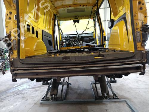 Used Rear bumper reinforcement Rear bumper reinforcement 39525780 39525780