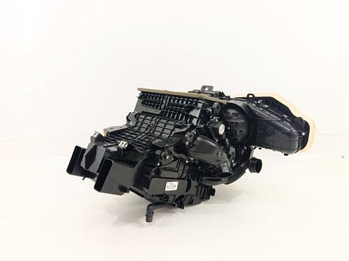 Used Heater matrix box PEUGEOT 308 II (LB_, LP_, LW_, LH_, L3_) 1.2 THP 130 (131 hp) 31015100