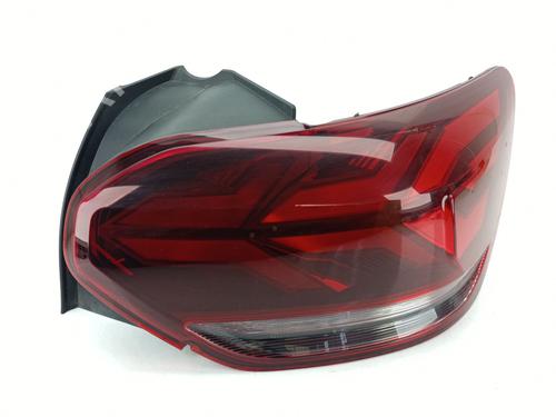 Used Right taillight DACIA SANDERO III 1.0 SCe 65 (67 hp) 32091101