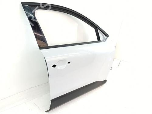 Right front door CITROËN C4 III (BA_, BB_, BC_) 1.2 PureTech 130 (BAHNSA, BAHNSB) | BP28839493C3 
