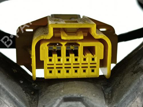 Steering wheel PEUGEOT 2008 II (UD_, US_, UY_, UJ_, UR_, UC_) 1.2 PureTech 130 (USHNS, URHNS) | BP30931824C49