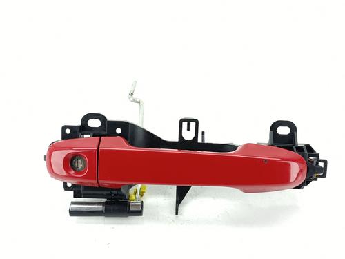 Used Front left exterior door handle TOYOTA YARIS (_P13_) 1.5 Hybrid (NHP130_, NHP130) (101 hp) 31375874