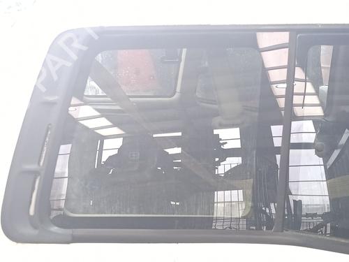 Used Rear right quarter glass Rear right quarter glass NISSAN TERRANO II (R20) 2.7 TDi 4WD (125 hp) 33795199 33795199