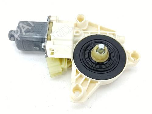 right-rear-window-motor-mercedes-benz-c-class-w204-2007-2008-2009-2010-2011-2012-2013-2014-2015-32189225 main image