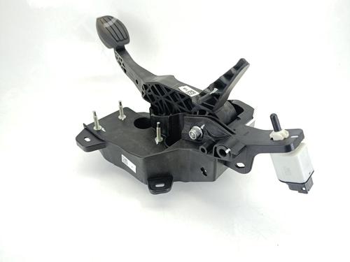 Pedale freno OPEL CORSA F (P2JO) 1.2 (68) | BP30437417I19 