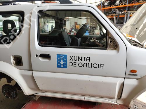 Used Right front door SUZUKI JIMNY Closed Off-Road Vehicle (SN) [1998-2025]  26548218