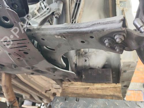 Used Left front suspension arm JEEP COMPASS (MP, M6, MV, M7) 1.6 CRD (120 hp) 30685627