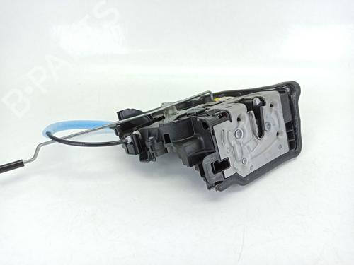 Used Front right lock BMW X1 (F48) sDrive 18 d (150 hp) 26558946