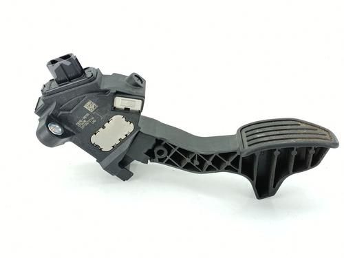 pedal-toyota-yaris-_p13_-2010-2011-2012-2013-2014-2015-2016-2017-2018-2019-2020-33399724 main image