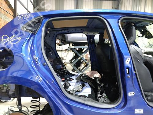 gummiliste-renault-clio-v-b7_-2019-32743959 main image