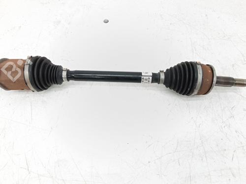left-front-driveshaft-toyota-yaris-_p21_-_pa1_-_ph1_-2020-37692227 main image