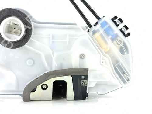 Front left lock TOYOTA RAV 4 V (_A5_, _H5_) 2.5 Hybrid (AXAH52) | BP28020529C98 