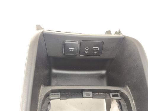 Middle console FIAT TIPO Hatchback (356_, 357_) 1.3 D (356HXH1A) | BP27385165I22