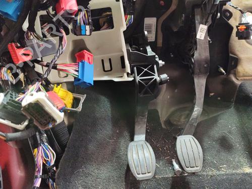 BP29995904I13 main image