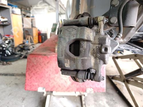 Left front brake caliper RENAULT CLIO V (B7_) 1.0 TCe 90 (B7MT) | BP38303118M105 - Image 2
