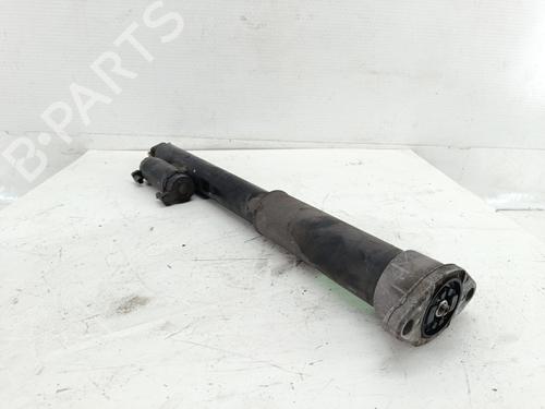 Right rear shock absorber MERCEDES-BENZ C-CLASS (W205) C 350 e (205.047) | BP29746135M19 