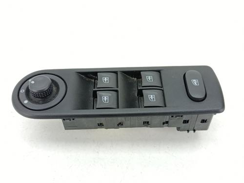 Used Left front window switch Left front window switch RENAULT CAPTUR I (J5_, H5_) 0.9 TCe 90 (90 hp) 34010032 34010032