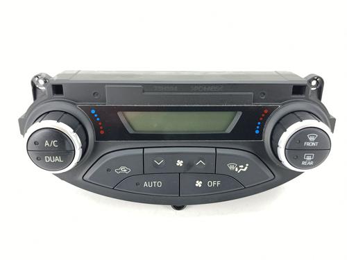 Used Climate control TOYOTA YARIS (_P13_) 1.5 Hybrid (NHP130_, NHP130) (101 hp) 31356265