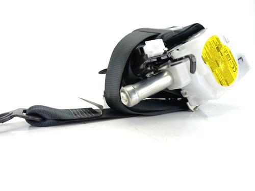 Front left seatbelt TOYOTA COROLLA Hatchback (_E21_, _EA1_, _EH1_) | BP31893906I26