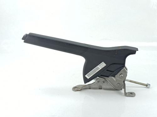 hand-brake-peugeot-208-ii-ub_-up_-uw_-uj_-2019-32502570 main image