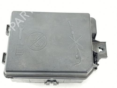 Fuse box OPEL MOKKA / MOKKA X (J13) 1.6 CDTI (_76) | BP31096500E1