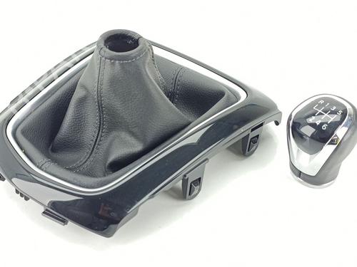 Used Shift knob NISSAN QASHQAI II (J11, J11_) 1.3 DIG-T (140 hp) 30728187