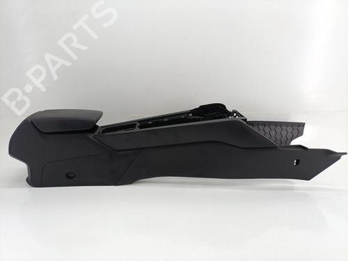 BP30564153I22 main image