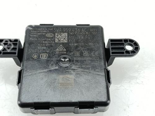 Used Electronic module Electronic module VW GOLF VIII Variant (CG5, DB5) 1.5 TSI (116 hp) 35950946 35950946