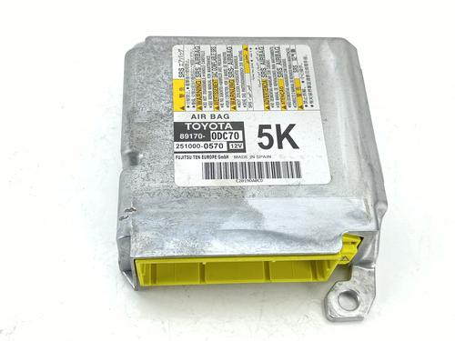 Used ECU airbags TOYOTA YARIS (_P13_) 1.5 Hybrid (NHP130_, NHP130) (101 hp) 31356259