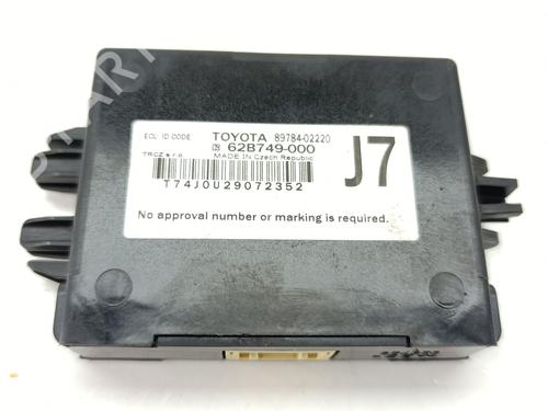Used Electronic module Electronic module TOYOTA YARIS (_P21_, _PA1_, _PH1_) 1.5 Hybrid (MXPH10, MXPH11) (116 hp) 39613419 39613419