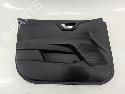 front-left-panel-kia-stonic-yb-2017-31939940 main image