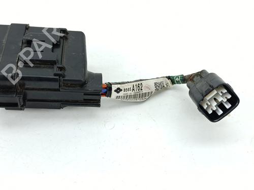 Used Fuse box MITSUBISHI OUTLANDER III (GG_W, GF_W, ZJ, ZL, ZK) Plug-in Hybrid (GG2W) (200 hp) 28542647