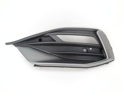 Used Grille Grille SEAT LEON Sportstourer (KL8, KLD) 1.0 TSI (110 hp) 34445597 34445597
