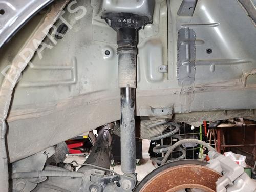 Venstre bagtil støddæmper CITROËN C4 III (BA_, BB_, BC_) 1.2 PureTech 130 (BAHNSA, BAHNSB) (130 hp) 31880483