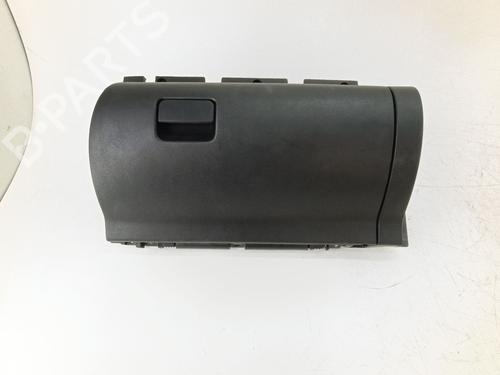 Used Glove box Glove box MITSUBISHI OUTLANDER III (GG_W, GF_W, ZJ, ZL, ZK) Plug-in Hybrid (GG2W) (200 hp) 35725364 35725364