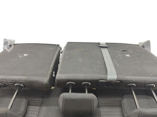 Rear seat PEUGEOT 208 II (UB_, UP_, UW_, UJ_) 1.2 PureTech 75 | BP30169990C17