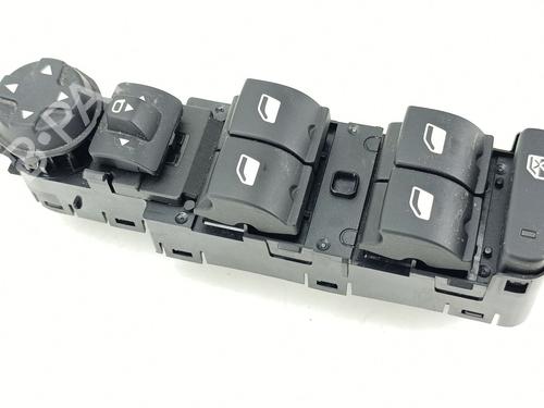 Venstre fortil elrude kontakt OPEL CORSA F (P2JO) 1.2 (68) (101 hp) 30078604