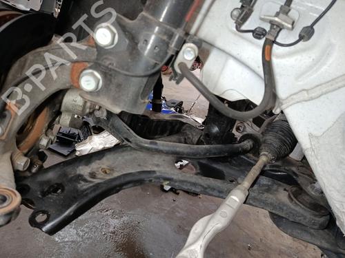Used Left front suspension arm Left front suspension arm TOYOTA YARIS (_P21_, _PA1_, _PH1_) 1.5 (MXPA11) (125 hp) 32666720 32666720