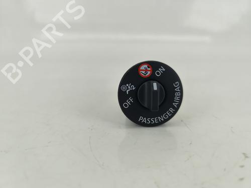 Spak kontakt RENAULT MEGANE IV Hatchback (B9A/M/N_) 1.2 TCe 130 (B9MR) (130 hp) 25879100