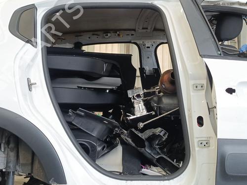 Gummiliste CITROËN C3 III (SX) 1.5 BlueHDi 100 (SXYHYP, SXYHTU) (102 hp) 32411676