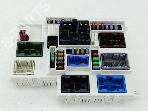 Used Fuse box Fuse box 36238916 36238916