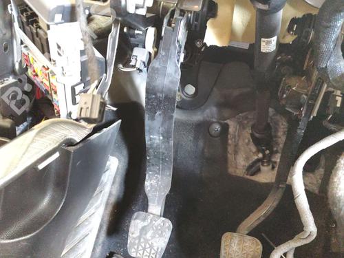 Used Clutch pedal OPEL ZAFIRA TOURER C (P12) 1.6 CDTI (75) (136 hp) 27327072
