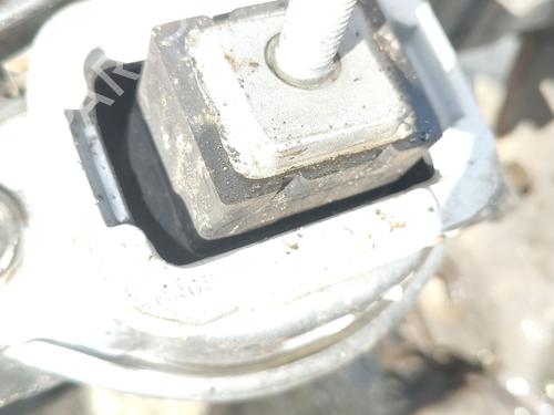 Engine mount LAND ROVER DISCOVERY IV (L319) 3.0 TD 4x4 | BP37074113M89 - Image 2