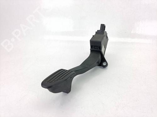 Used Pedal TOYOTA YARIS (_P13_) 1.4 D (NLP130_, NLP130) (90 hp) 25878759