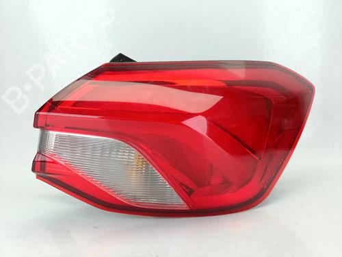 Used Right taillight FORD FOCUS III [2010-2020]  25876371